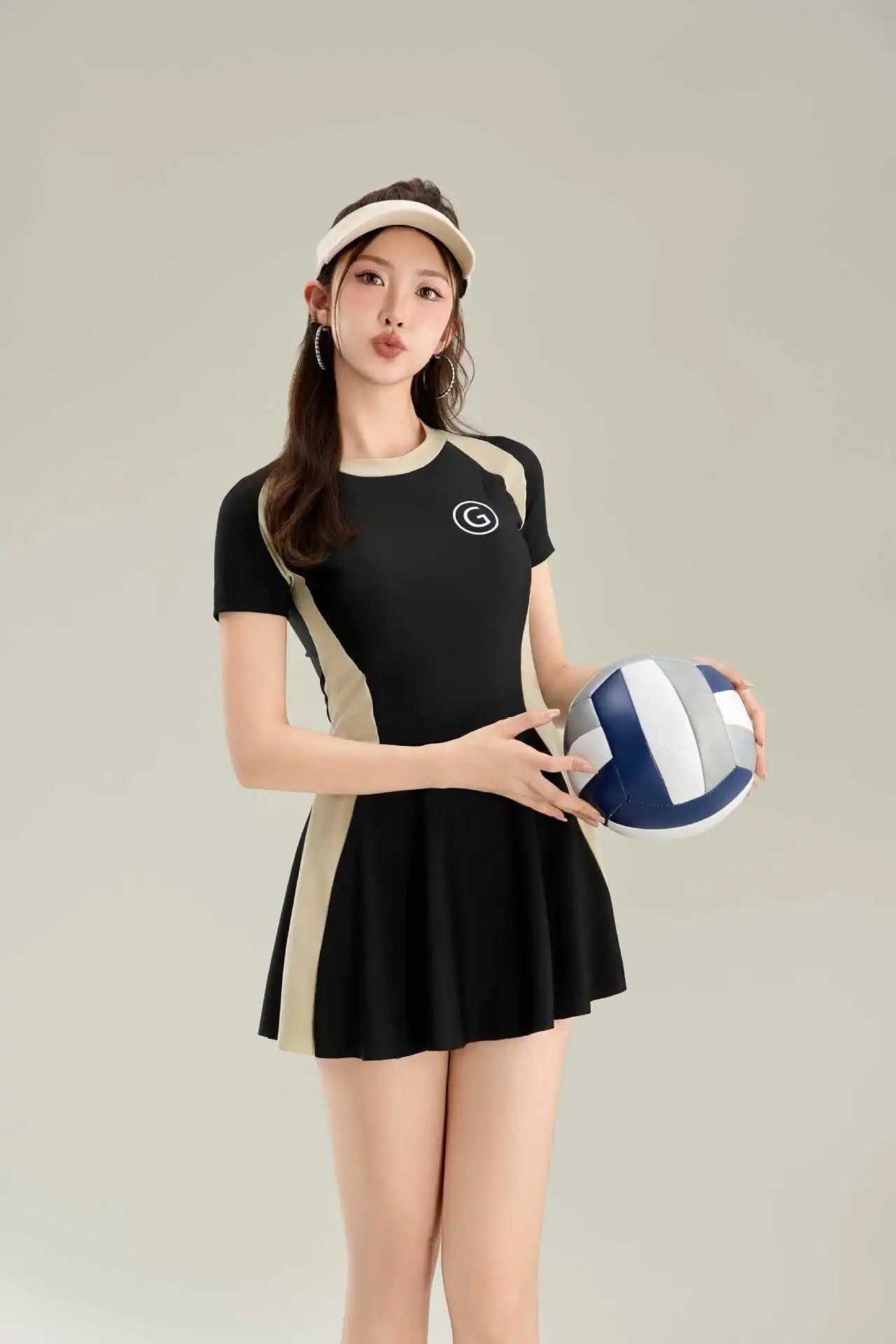New One-piece Swimsuit for Women, Featuring A High-end and Slimming Feel, Perfect for Swimming and Soaking in Hot Springs