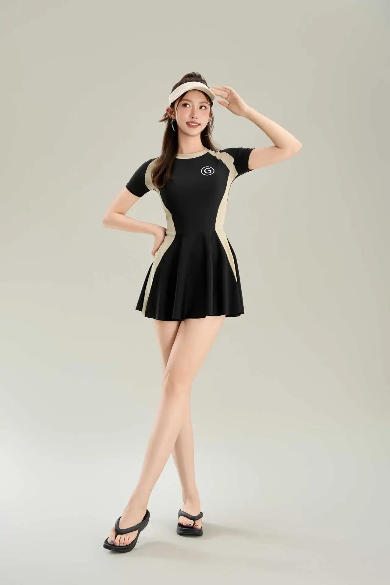 New One-piece Swimsuit for Women, Featuring A High-end and Slimming Feel, Perfect for Swimming and Soaking in Hot Springs