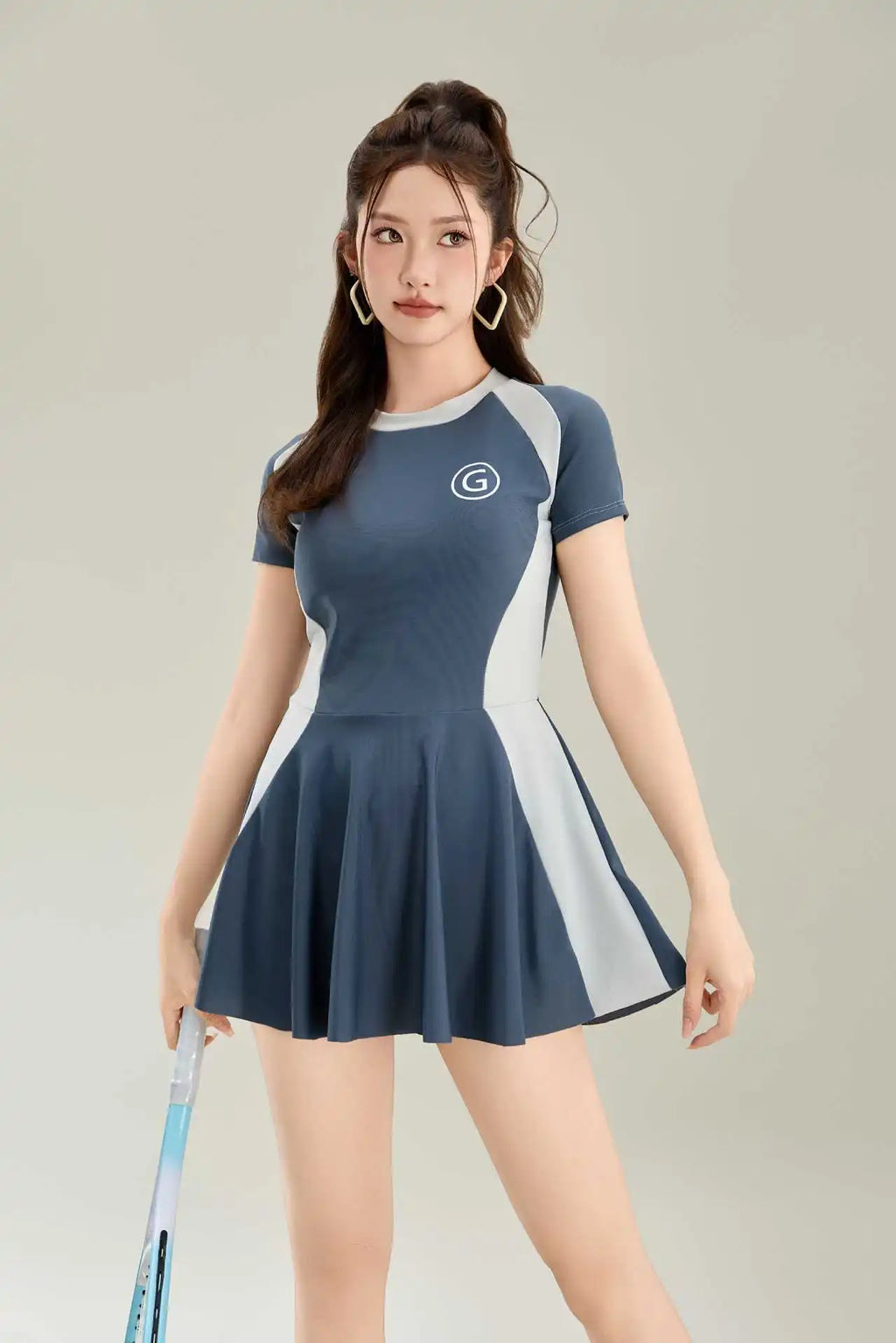 New One-piece Swimsuit for Women, Featuring A High-end and Slimming Feel, Perfect for Swimming and Soaking in Hot Springs
